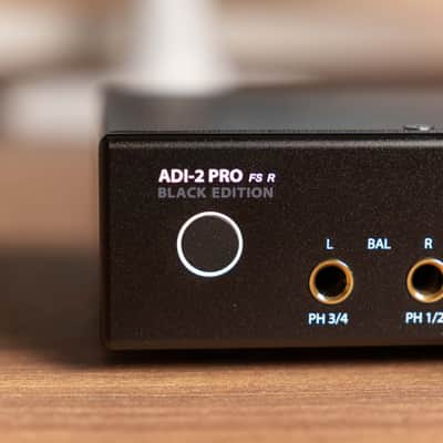 RME ADI-2 PRO FS R Black Edition AD/DA Converter 2010s - Black image 4