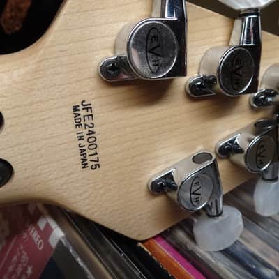 EVH MIJ Series EVH Edward Signature Wolfgang 2024-MINT -Brass tuners- Ivory image 11