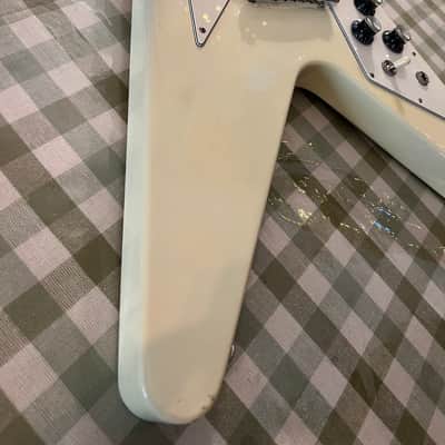 Gibson Flying V 2012 - Classic White image 6