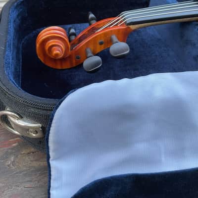 Karl Willhelm Model 55 4/4  with case/bow image 11