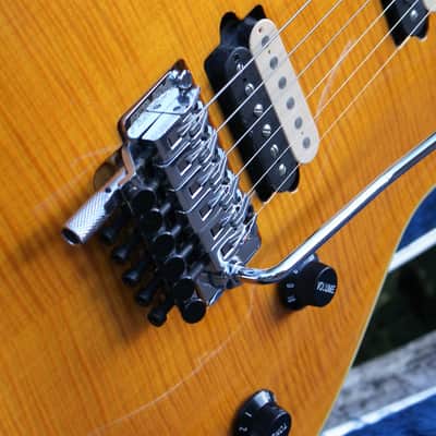 Mint Condition USA Peavey Wolfgang EVH Trans Amber with 'D-Tuna' & OHC image 4