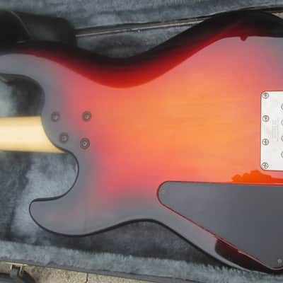 90's Hamer USA Cruise Jazz Bass 2 TEK Bridge - 3 Tone Sunburst W/ TKL HS Case..Exc Cond image 8