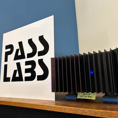 Pass Labs INT-250 Integrated Amplifier - NEW image 2