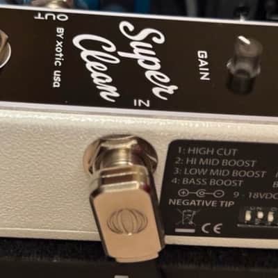Xotic Super Clean Buffer 2019 - White image 2