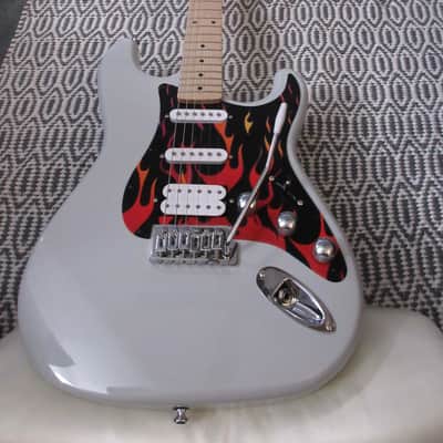 ~Cashified~ Kramer Strat-Style Pewter Rock 'n' Roller image 11