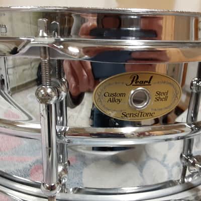 Pearl Pearl Custom Alloy Sensitone 10 Lug chrome steel snare image 5