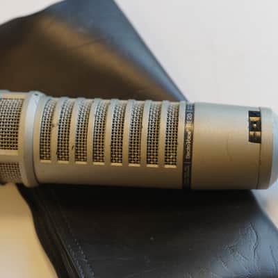 Electro-Voice RE20 Cardioid Dynamic Microphone 1968 - Present - Gray image 2