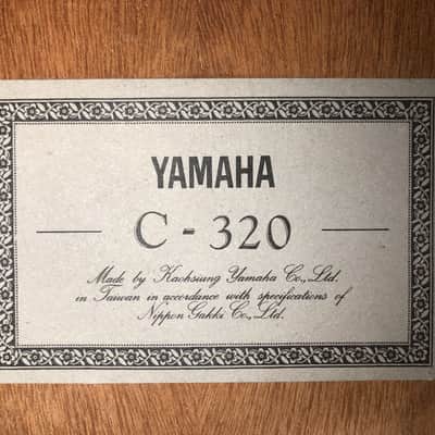 Yamaha C-320 Acoustic Guitar Classical Guitar Natural image 3
