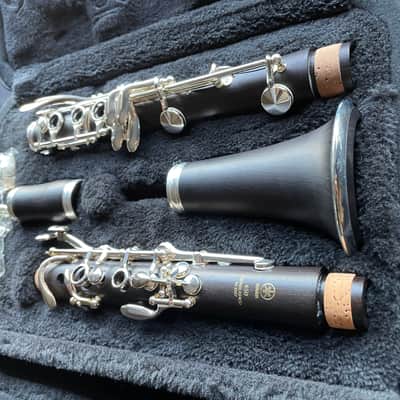 Yamaha YCL-450 Clarinet Outfit w/Silver Keys (USED) image 4