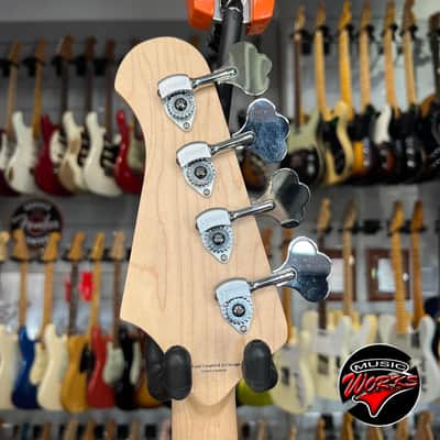 Lakland   44 02 Natural image 5