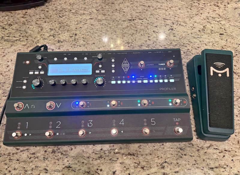 Kemper Amps Profiler Stage 2019 - 2025 w/ rolling case and mission expression pedal image 1