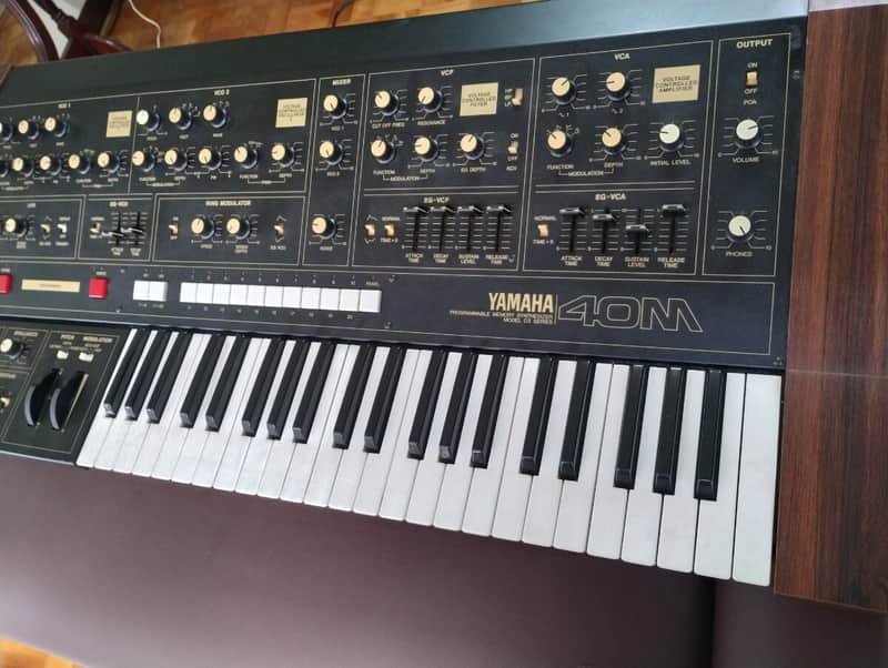 Yamaha CS-40M Duophonic Synthesizer image 1