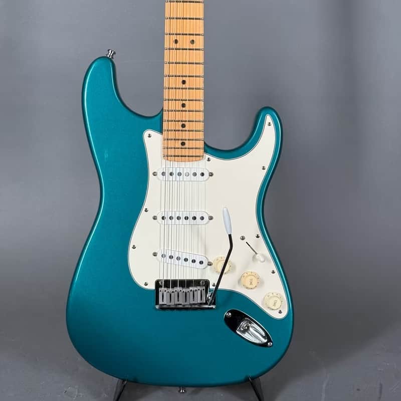 1995 Fender Stratocaster MN Ltd. Run Matching Head Papers orig Case image 1