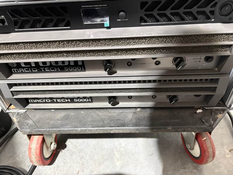 Crown Macro-Tech 5000i 2-Channel Power Amplifier