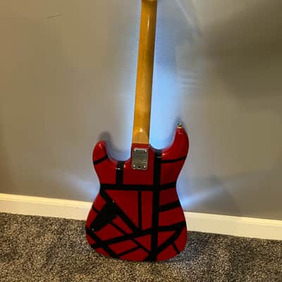 *EXTREMELY RARE* Lotus EVH Super Strat 1987 - Red and Black W/ Hardshell case image 2
