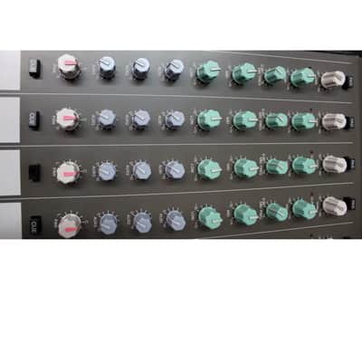 Yamaha MC802 Analog Audio Mixer | Reverb