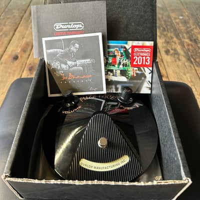 Dunlop JBF3B Black Fuzz Face Guitar Effects Pedal image 9