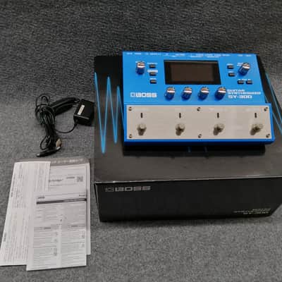 BOSS SY-300 Guitar Synthesizer Effects Pedal for Musicians