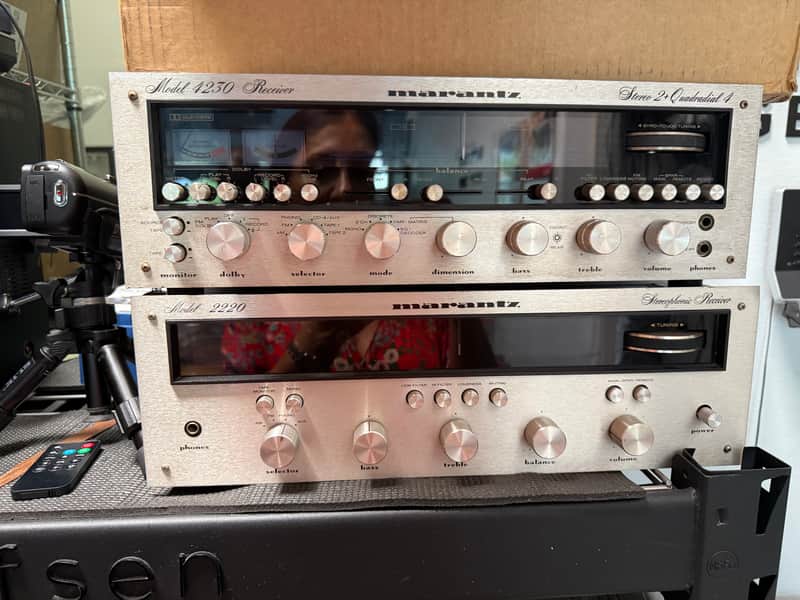Marantz Model 4230 12-Watt Quadraphonic Solid-State Receiver 1973 - 1978 - Silver with Wood Case image 1