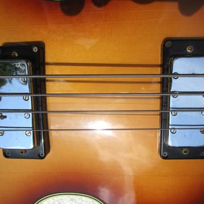 Greco VB-650 Beatle Bass Guitar, 1977, Japan, Set Neck, Gig Bag image 4