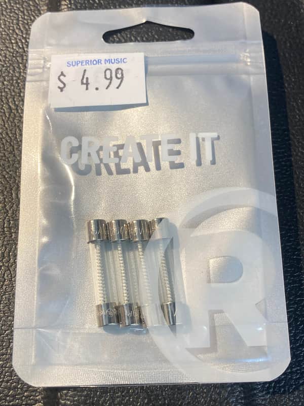 Radio Shack 5 Amp 250v Glass fuse 1 1/4 x 1/4 (4) pack - New in sealed package image 1