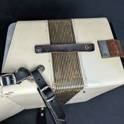 Amico 80 Bass Button Accordion image 7