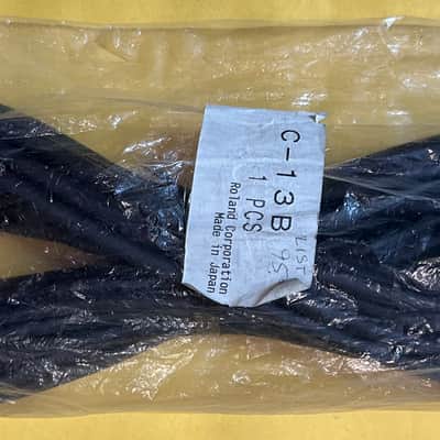 Immagine Roland C-13B (GKC10) Electric Guitar/Synth Cable 30' - Black - 3