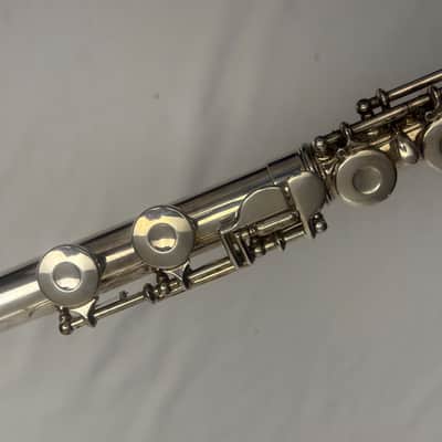 Armstrong USA 102 Student Flute JUST SERVICED Plays Perfectly Video image 12