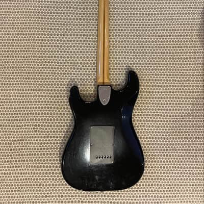 Fender Stratocaster with 3-Bolt Neck, Maple Fretboard 1971 - 1977 - Black image 2