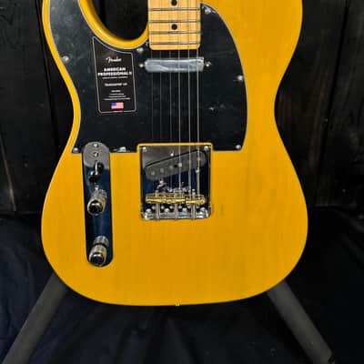 Fender American Professional II Telecaster Left Hand - Butterscotch Blonde image 2
