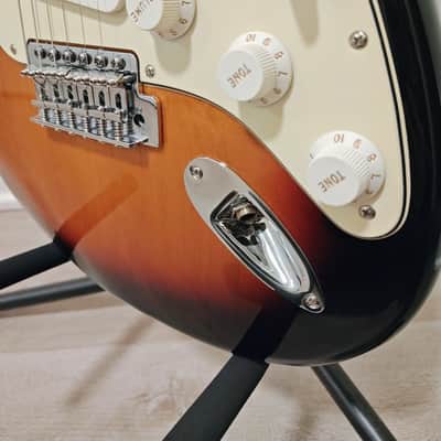 Fender Stratocaster 2011 - Tobacco Sunburst - RARE UNPLAYED GEM image 3