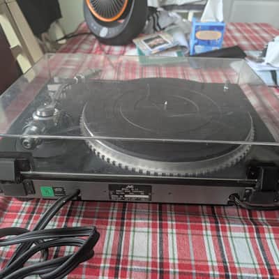 JVC QL-F4 1978 Direct Drive Turntable image 11