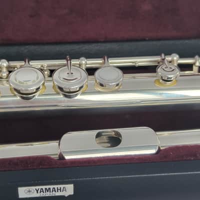 Yamaha flute YFL-514 MINT condition EC cut solid silver headjoint image 4