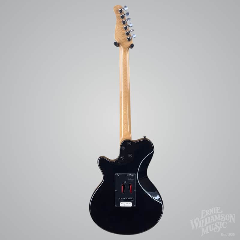 Godin SD24 Model Electric Guitar - 24 Frets, Black, 8 lbs | Reverb