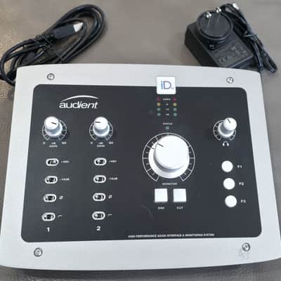 Audient iD22 Desktop USB Audio Interface image 2