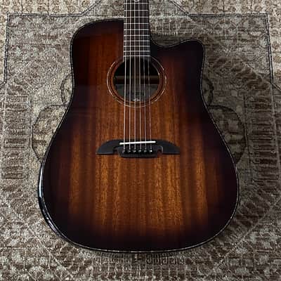 Alvarez Masterworks MD66CE-Custom Dreadnought Acoustic-Electric Featuring Slim Ebony Bevel Armrest w/ Bag, Pro Setup image 1