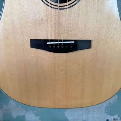 Alvarez LD70e Laureate Dreadnought Acoustic Electric Guitar - Natural Bild 3