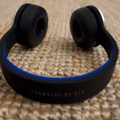 WESC ‘Chambers by RZA’ headphones, mint and free UK shipping image 5