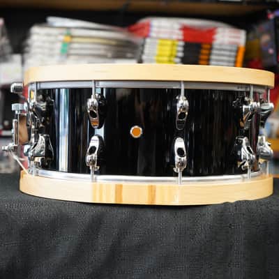 Yamaha/Japan Autog. Anton Fig Signature 6x14" Maple Snare SER.#0028- Piano Black Lqr. NOS image 4