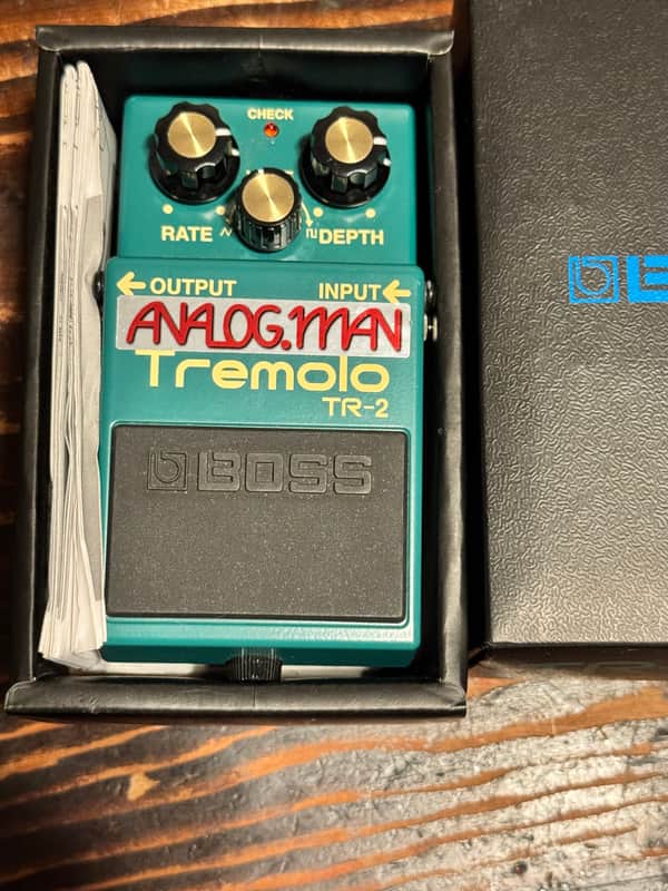 Analogman Boss TR-2 Tremolo with Mod 2010s - Green