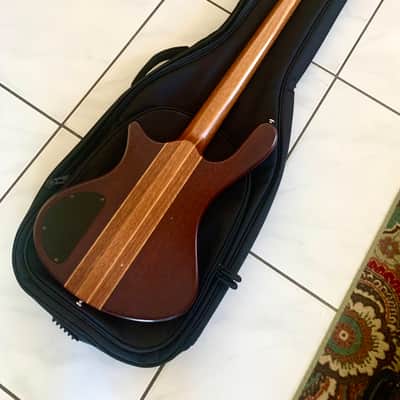 Washburn Taurus T-24 Bass - 2013 - Multi Wood - Mahogany - Set Neck image 5