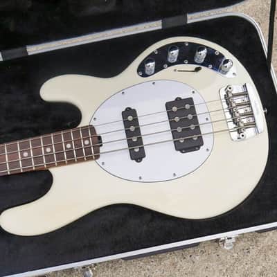 Ernie Ball Music Man StingRay 4 HS image 2