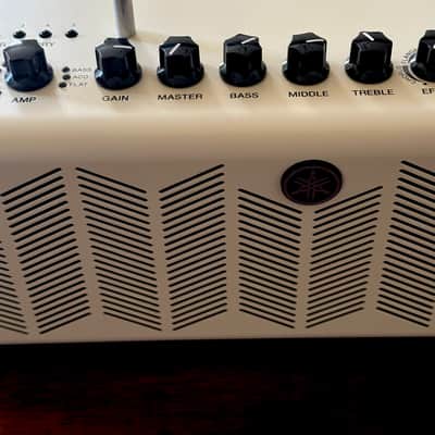 YAMAHA THR10  V.2 image 6