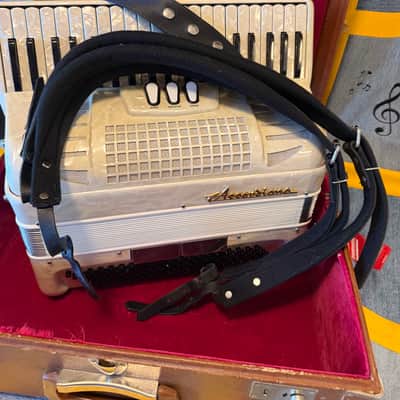 Excelsior Accordiana 505 - 1 Owner! image 8