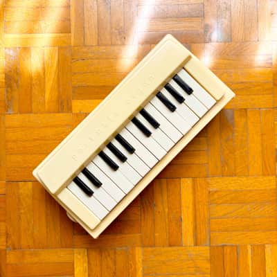 Tomiyama Tomy TS-14 (by Sun) Mini Portable Organ (Japan, 1950s)! Rare battery-powered electric toy organ! With original box and document! Super rare! image 12