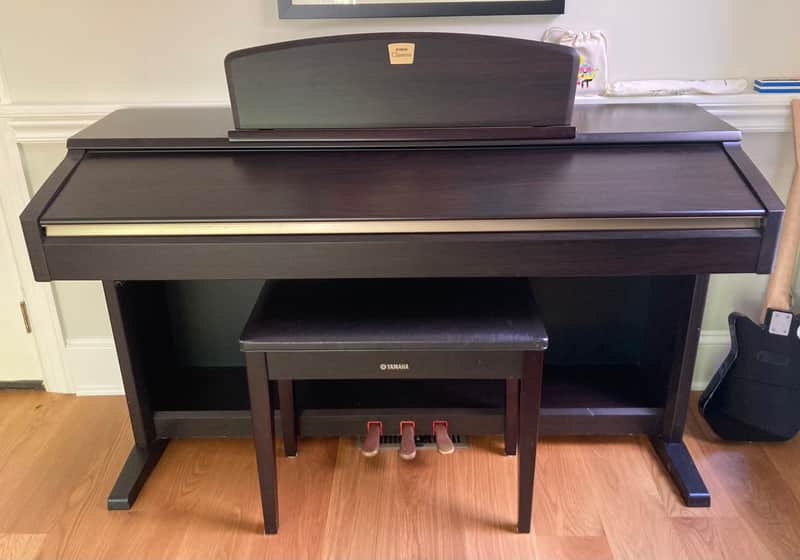 Yamaha Clavinova CLP-130 Dark Rosewood image 1