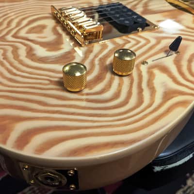 Cozart T-Style Electric Guitar, Flamed Burled Maple Veneer, Humbucker, Gold Hardware, Starter image 4
