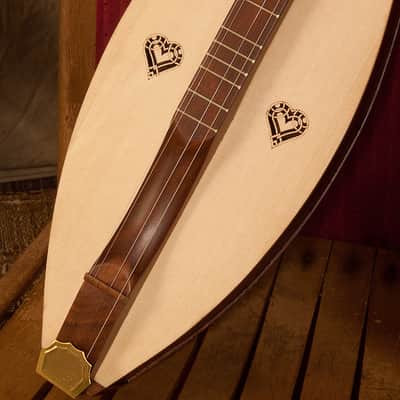 Roosebeck Emma Mountain Dulcimer 4-String Vaulted Fretboard Spruce F-Holes image 3
