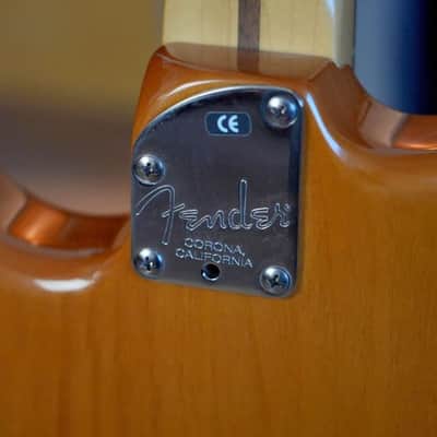 Immagine Fender American Deluxe Stratocaster QMT HSS Electric Guitar - 6