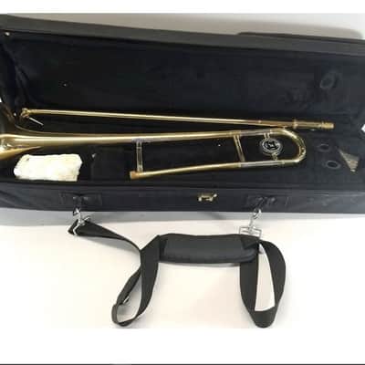 Britton tenor trombone with soft case and mouthpiece, good condition image 1